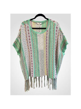 Size S (Oversized) Easel Los Angeles Poncho Crochet in Apple Green
